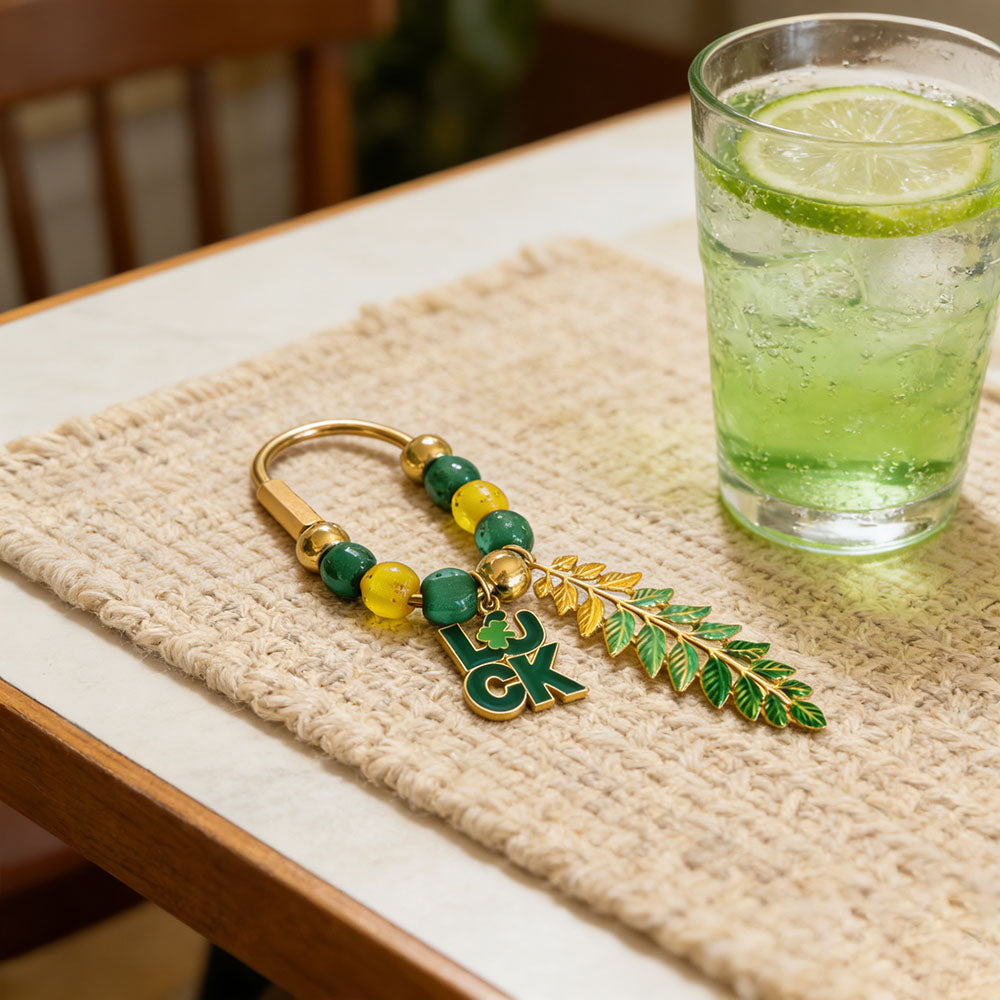 Aoxsie Bag Charm Green Luck Leaves